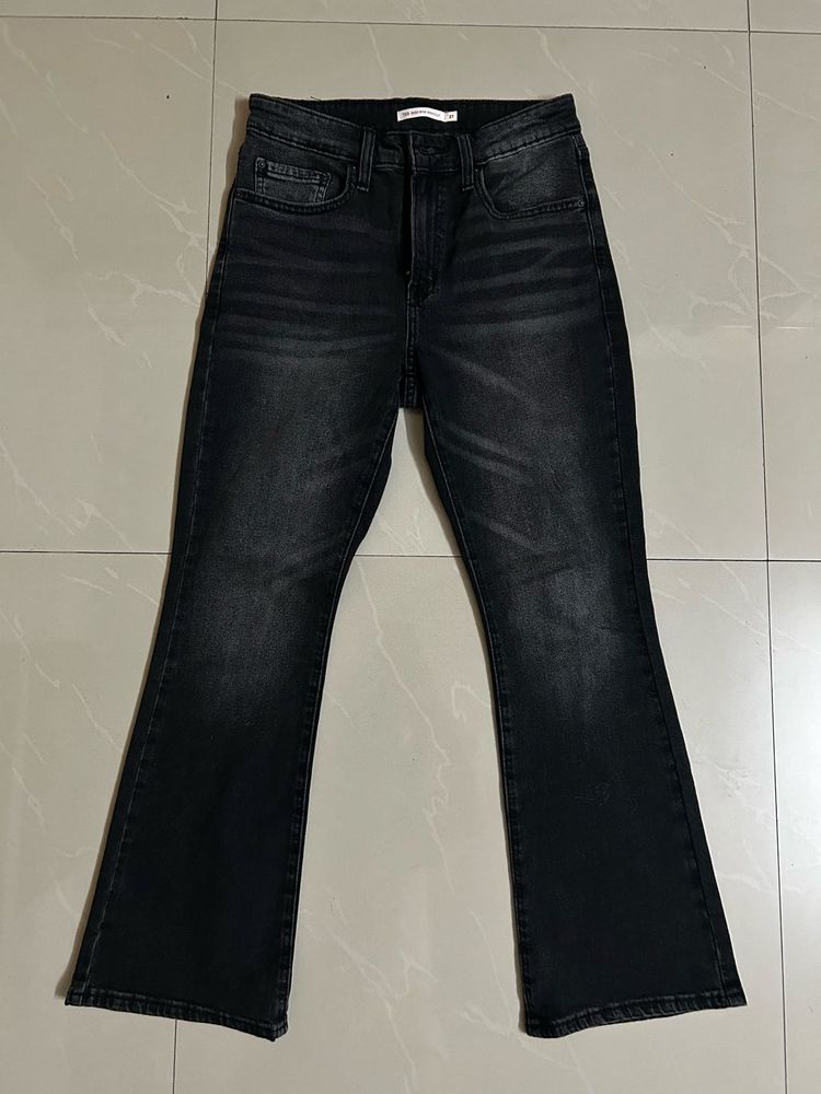 Levi&#39;s High-Waisted Flare Jeans