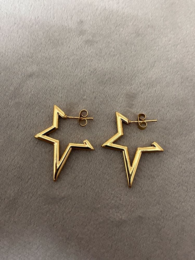 Star Shaped Anti Tarnish Stud Earrings