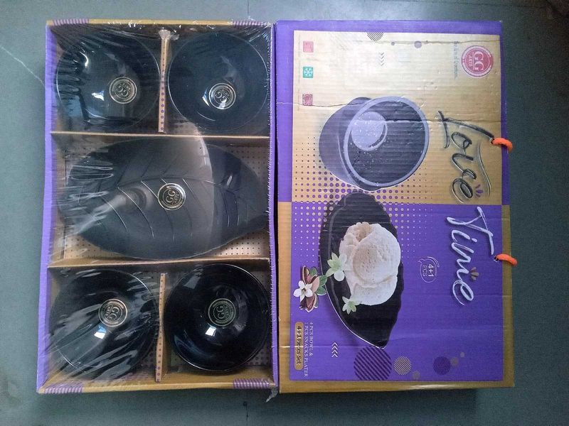 Plate &amp; Bowls Set