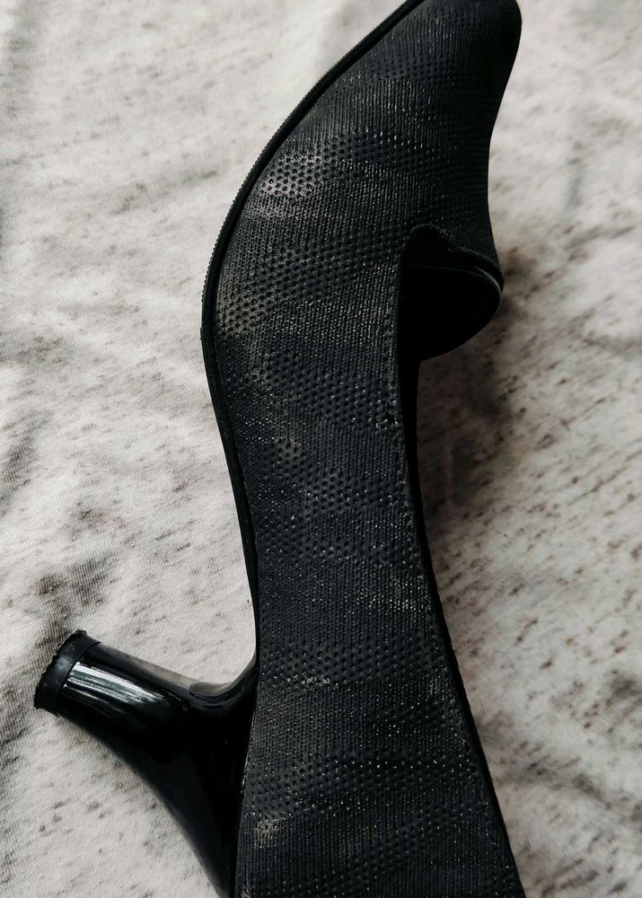 Selling Black Bellies For Women In ₹600