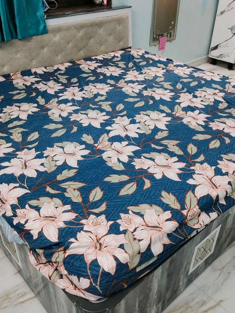 floral print bedsheet