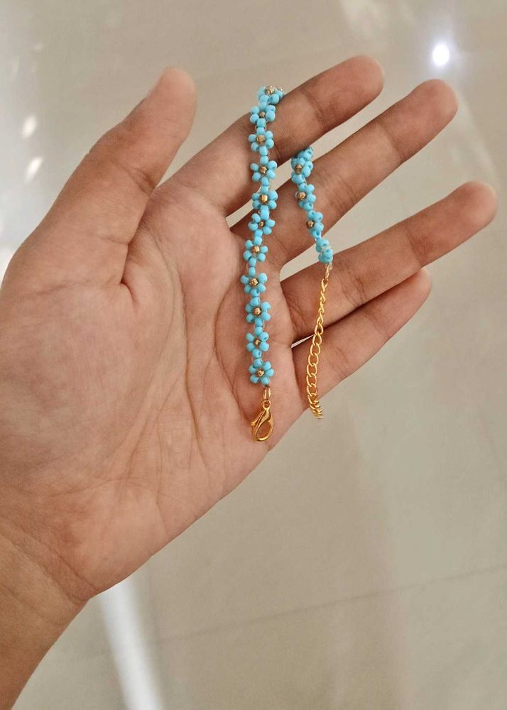 Daisy Beaded Bracelet