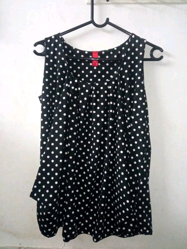 Beautiful Sleeveless Top