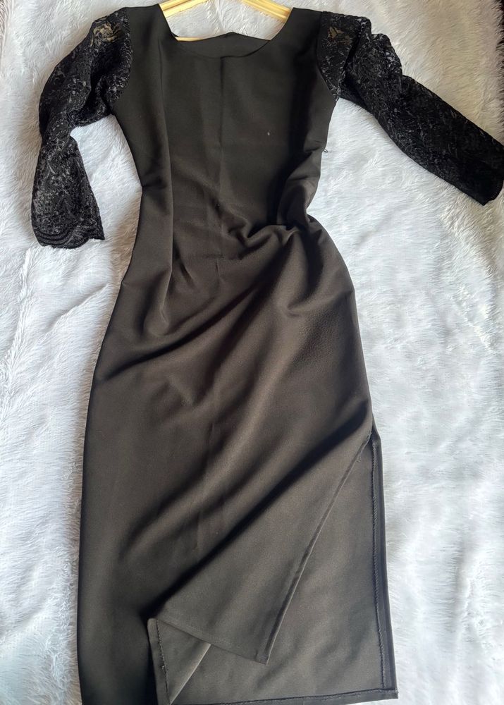 Lace Sleeve Black Midi Dress