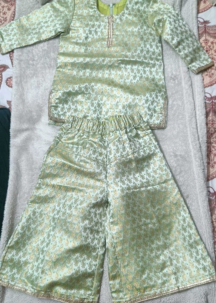 Cute Green Kids Ethnic Set