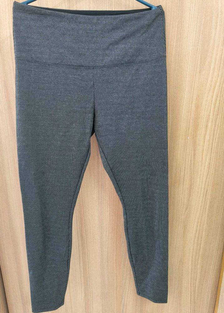 Gray Ribbed Leggings