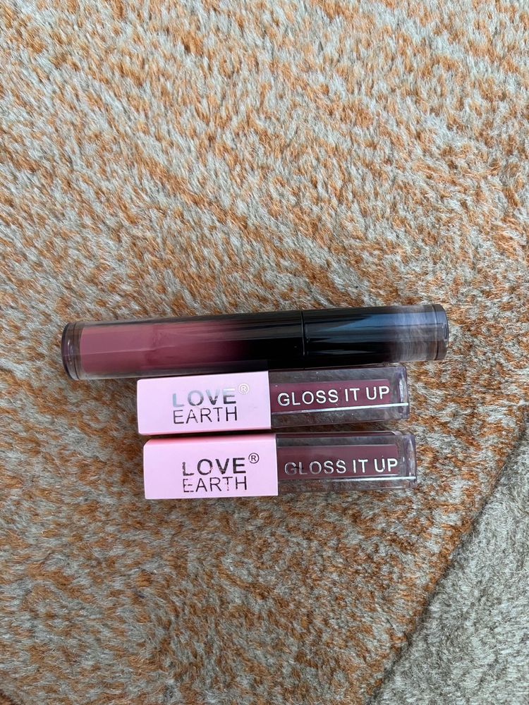 Lipstick Gloss Trio