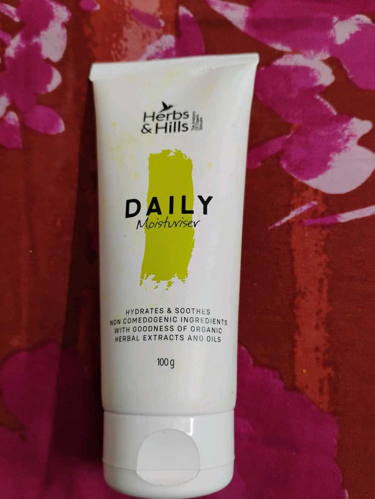 Herbs &amp; Hills Daily Moisturiser