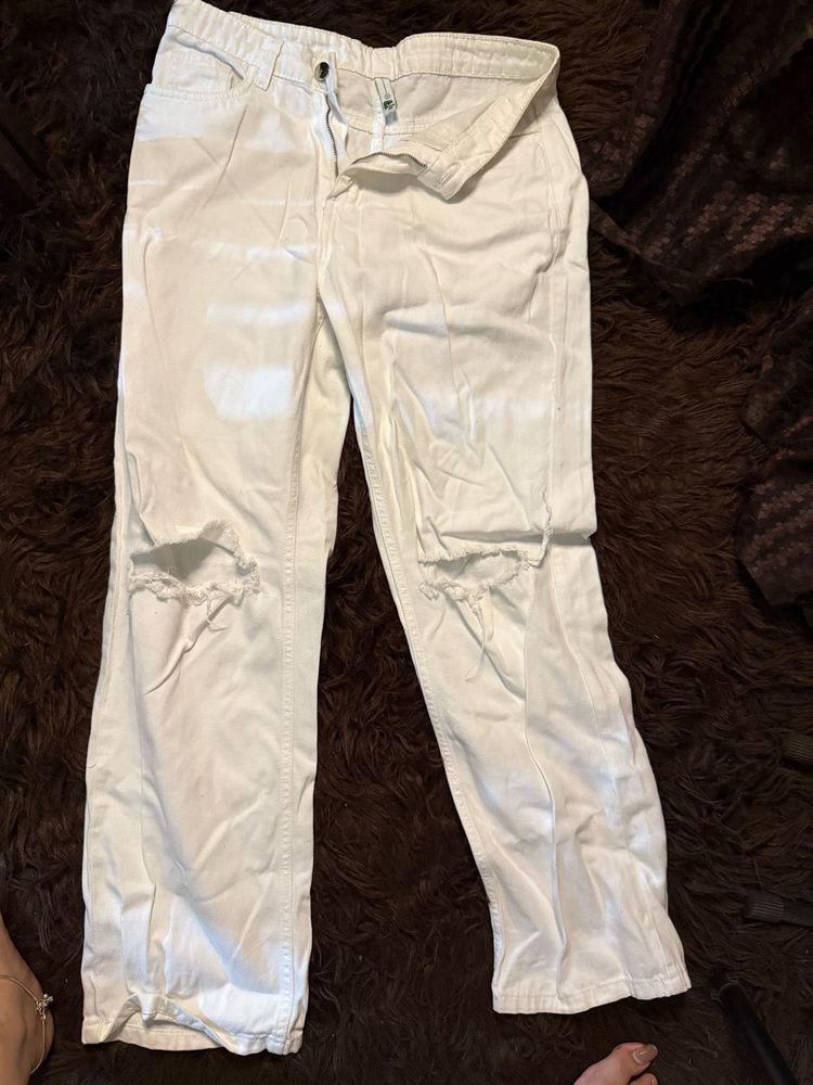 Slash knee White Jeans