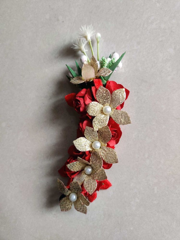 Floral Hair Accessory