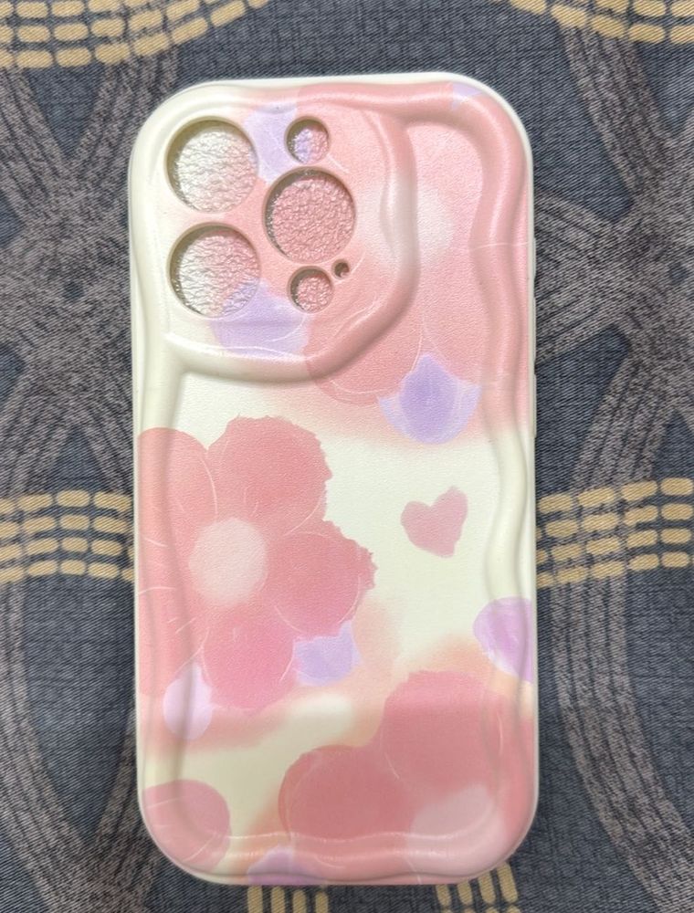 Iphone 15 Pro Floral Case