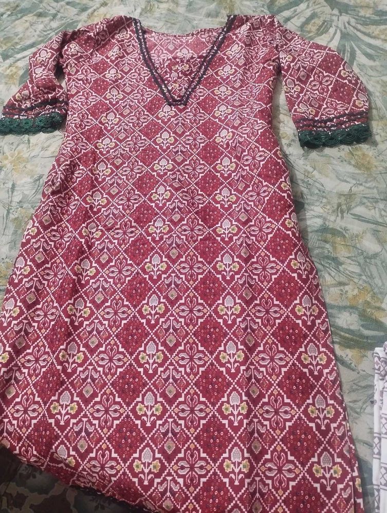 Beautiful Maroon Kurti