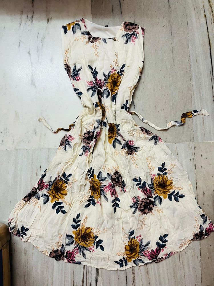 Floral Print Sleeveless Dress