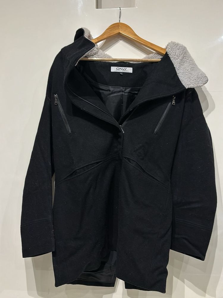 Black Fur Blazer With Hoodie