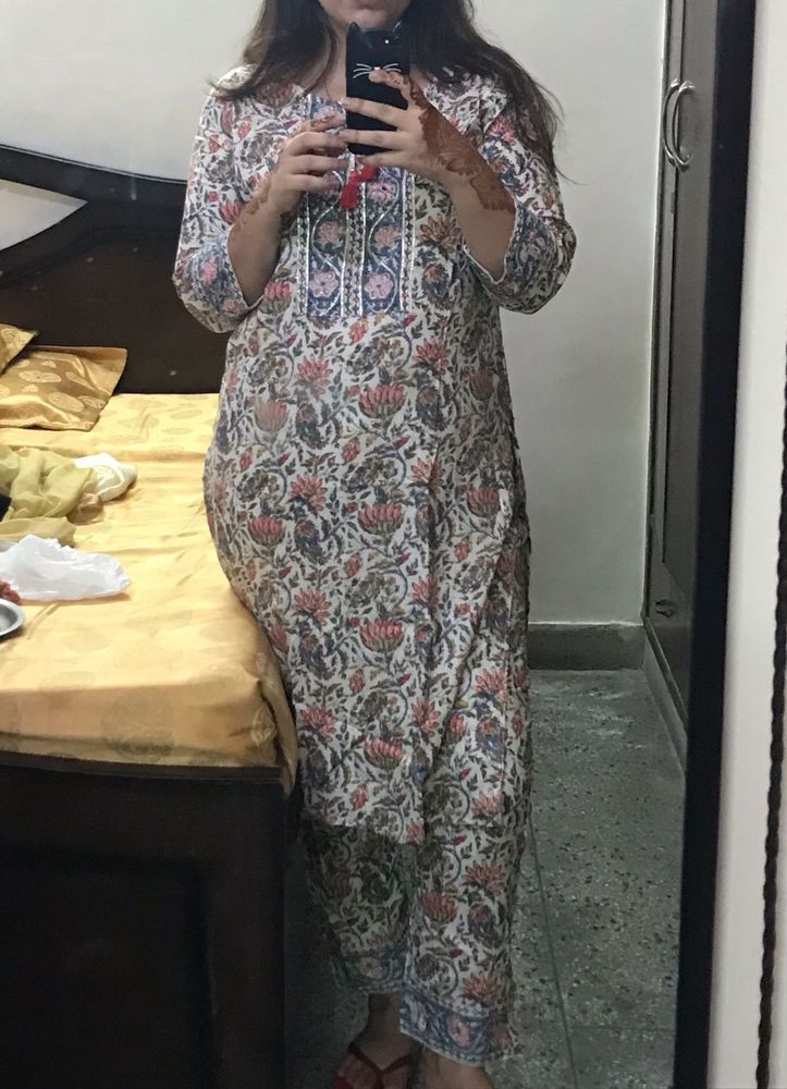 Beautiful White Kalamkari Print Kurta Set