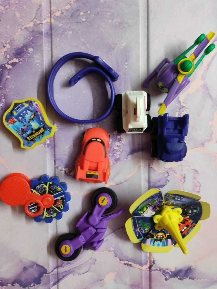 Batman Kinderjoy Toys