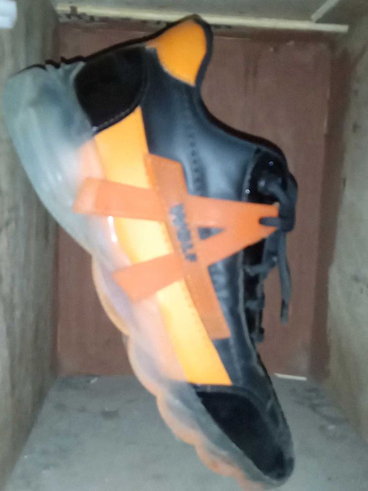 Stylish Orange &amp; Black Sneakers