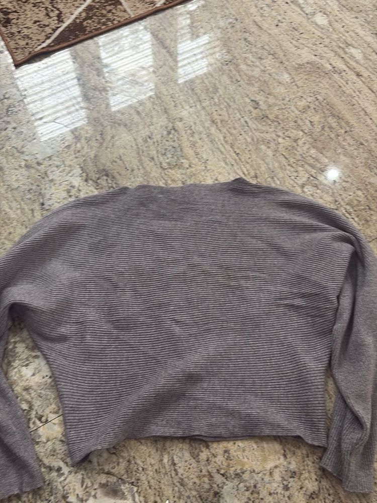 Ribbed Knit Long Sleeve Top