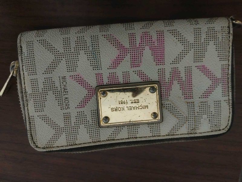 Michael kors wallet