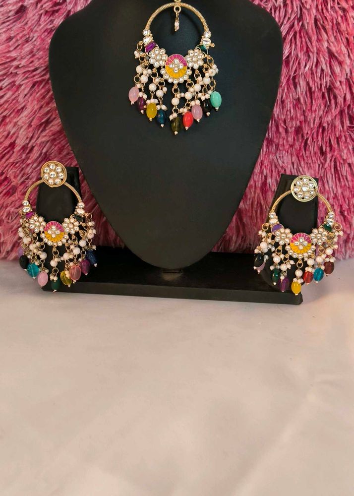 Gorgeous Ethnic Jewelry Set