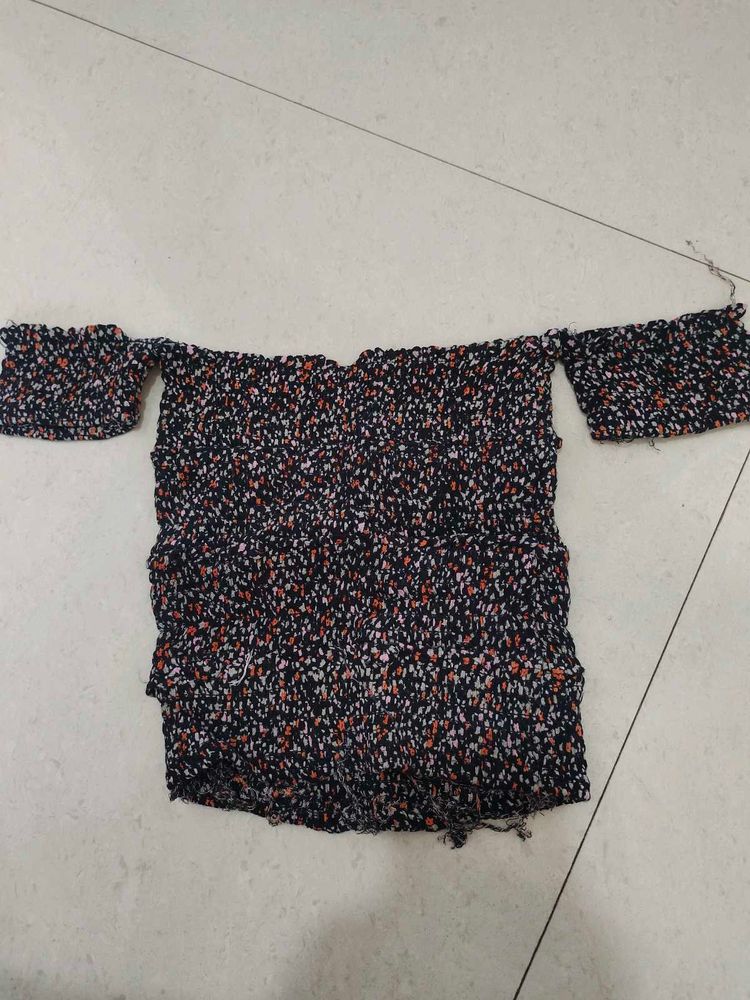 Off Shoulder Crop Top