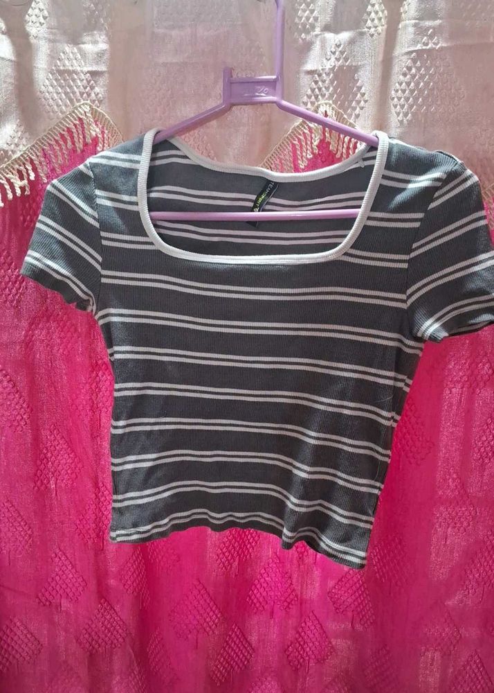 Teamspirit Striped Crop Top