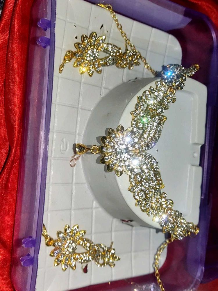 Sparkling Jewelry Set