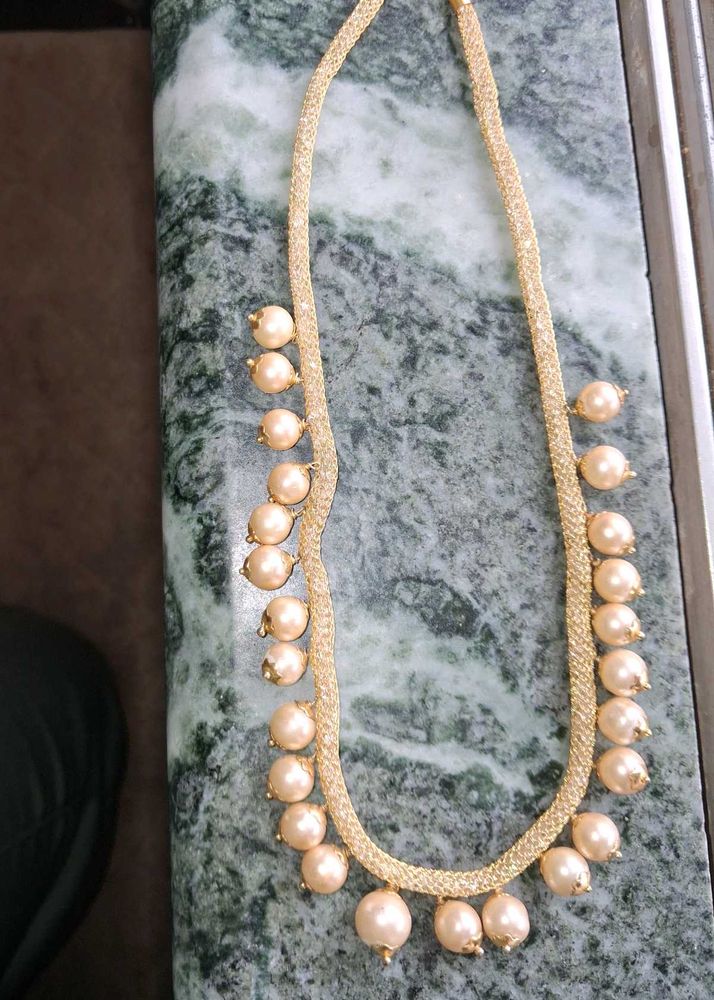 Pearl Beaded Necklace