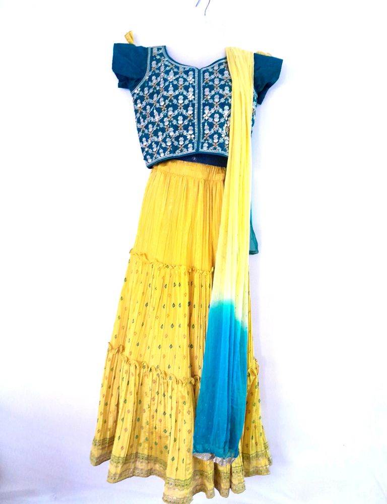 Sea Green Embroidered Ethnic Set (Women&#39;s)