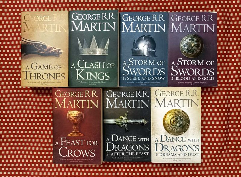 🏰🐲👑 Game of Thrones Book Set