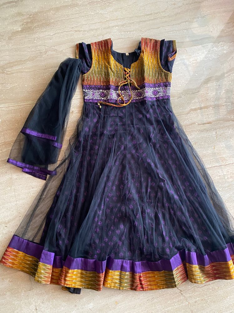 Anarkali top with Net shawl