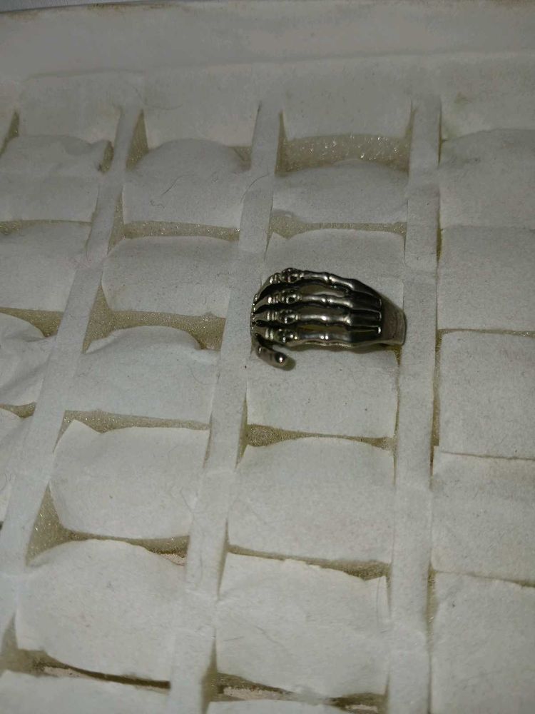 Skeleton Hand Gothic Ring
