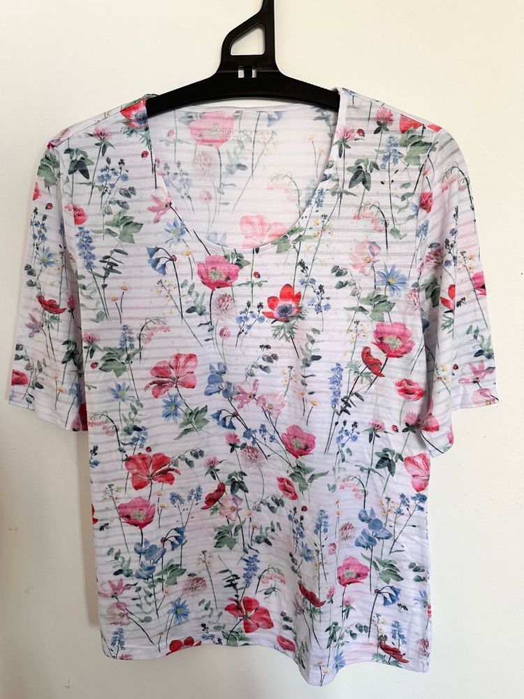 Floral Print White Tshirt
