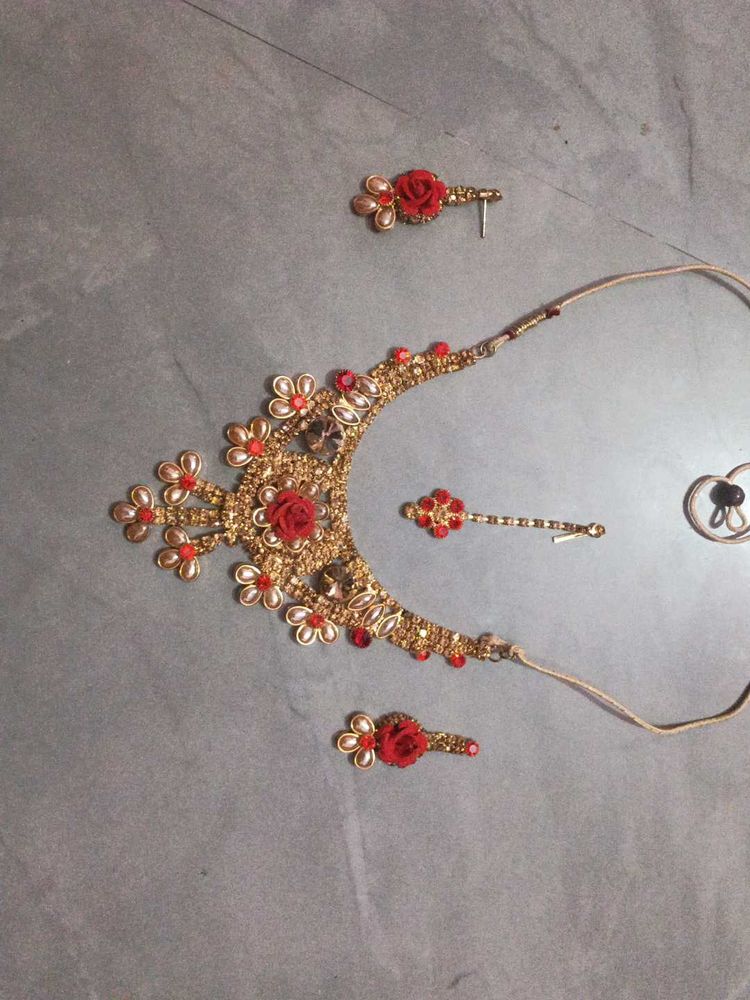 Red &amp; Gold Jewelry Set