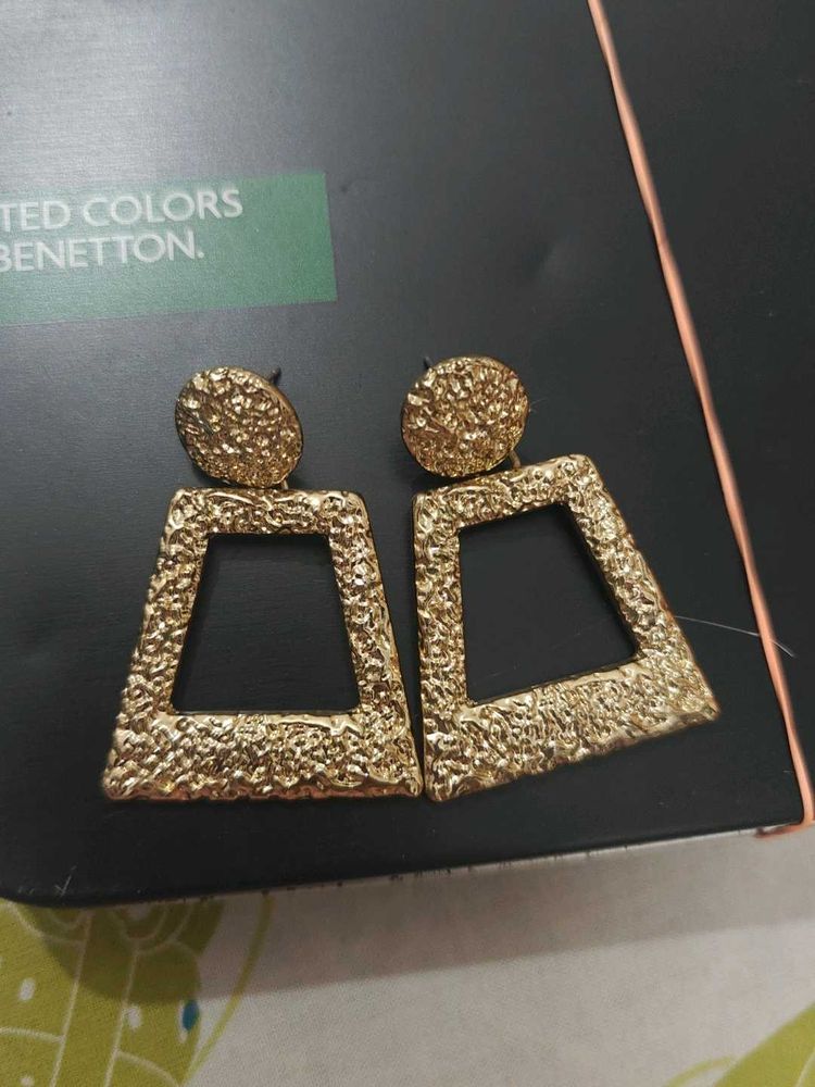 Gold Geometric Drop Earrings