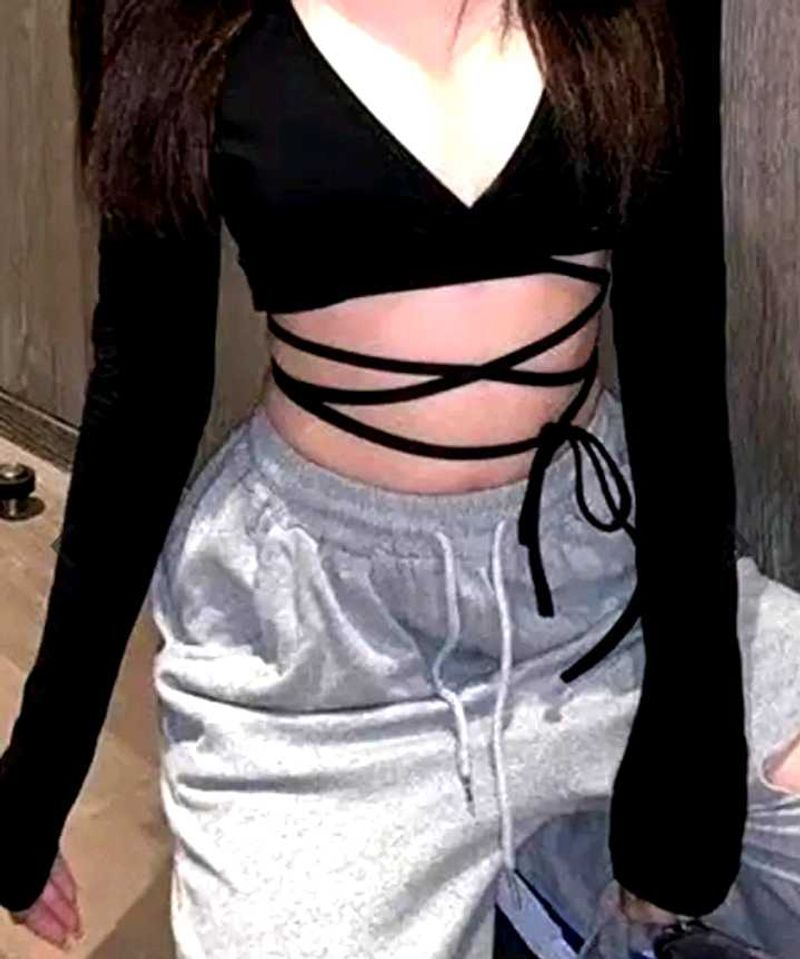 Black Long Sleeve Crop Top
