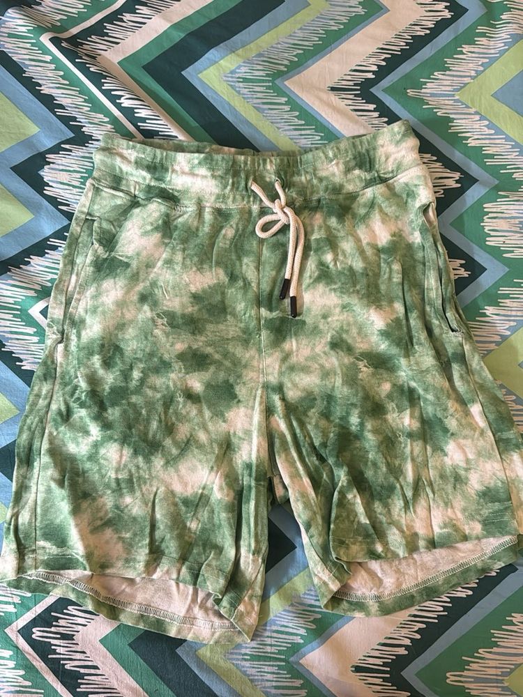 Tie-dye Green Shorts