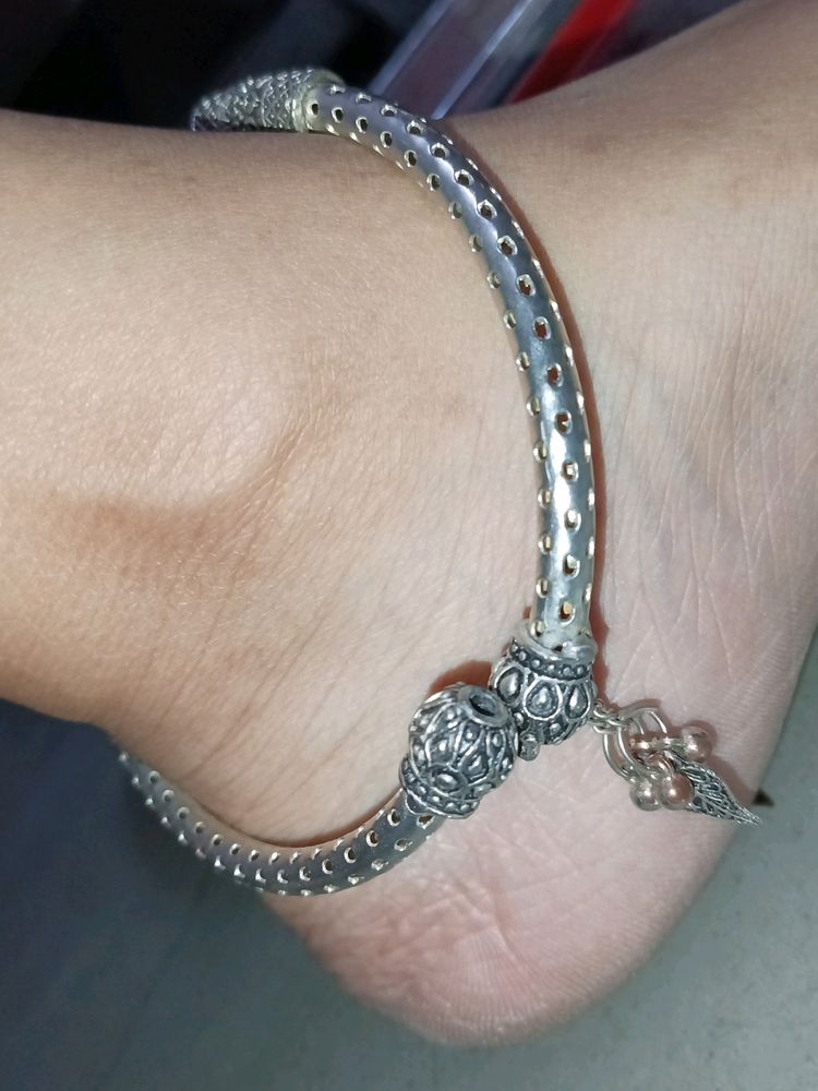 Vintage Silver Anklet with Dangling Charm