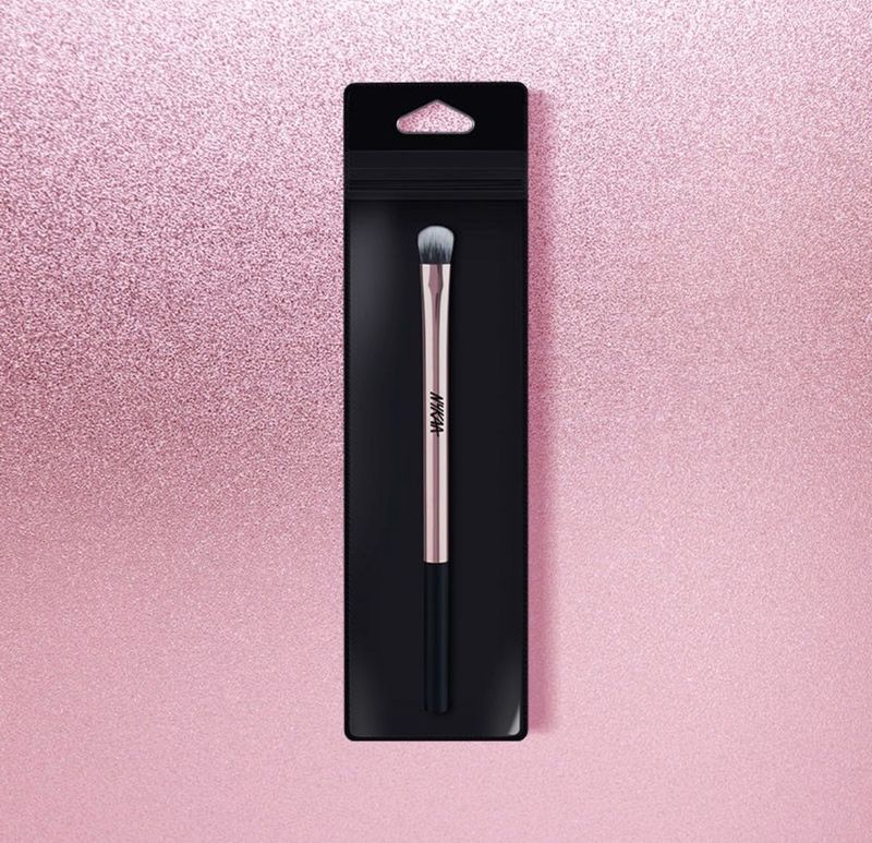Nykaa Eyeshadow Application Brush