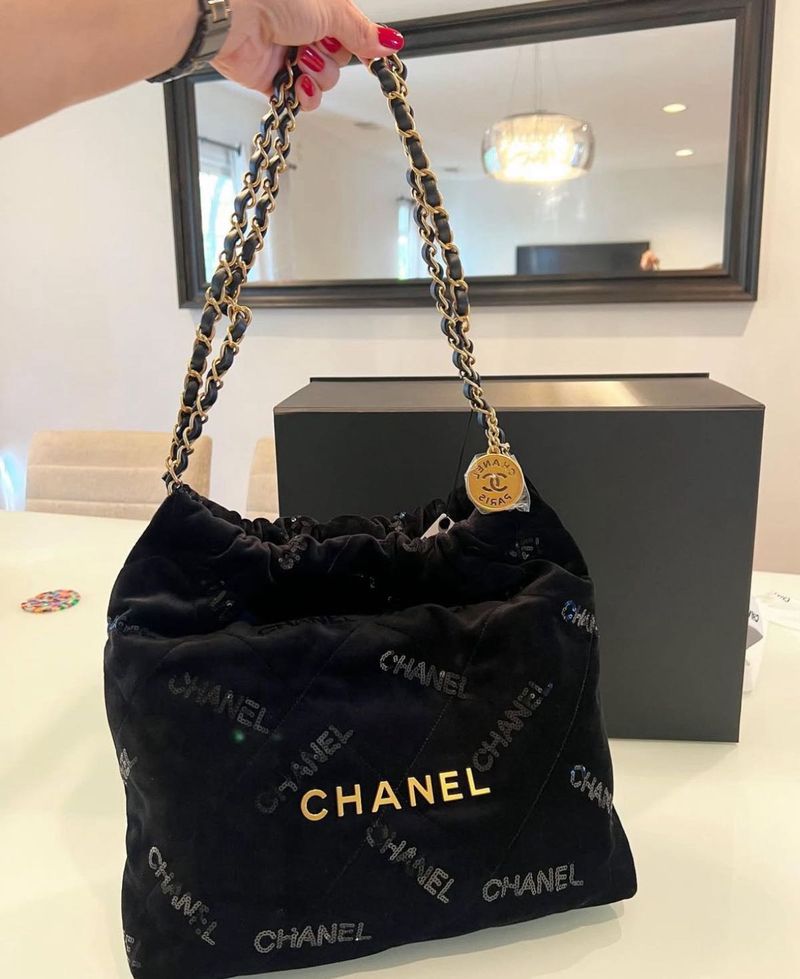 Beautiful Chanel Tote