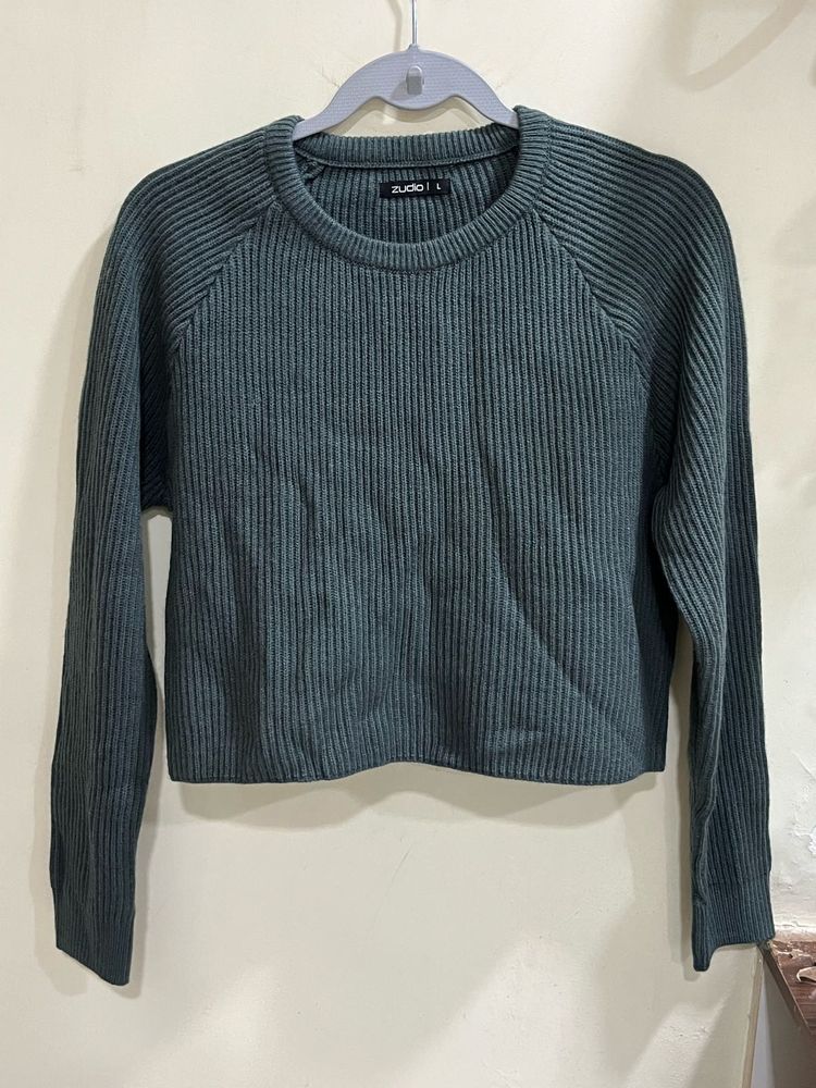 Cute Grey Cropped Sweater