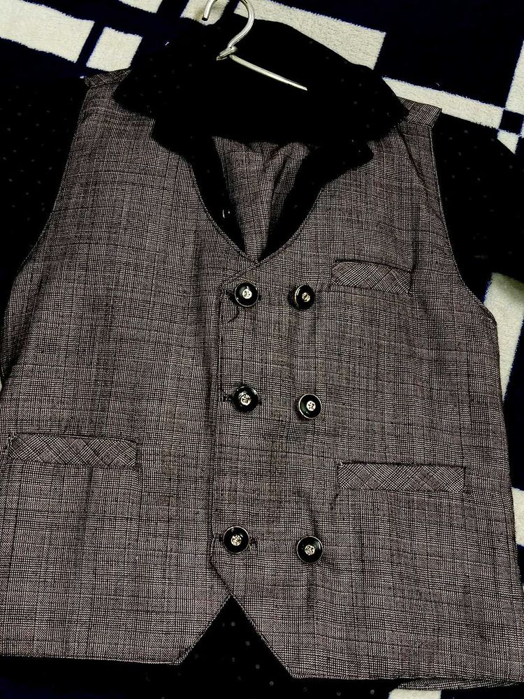 Partywear Dress For Boy Upto 6 To 8 Year
