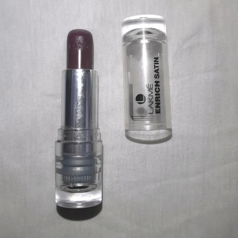 LAKME ENRICH SATIN LIPSTICK💄W267