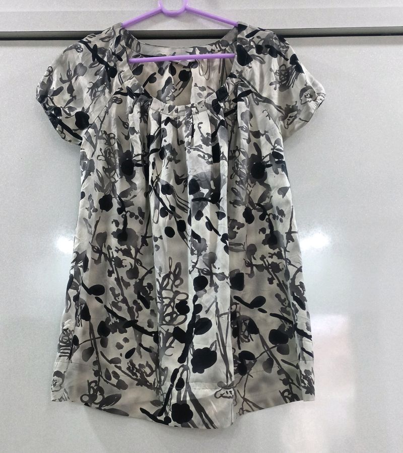 Gothic Monochrome Top 🐩