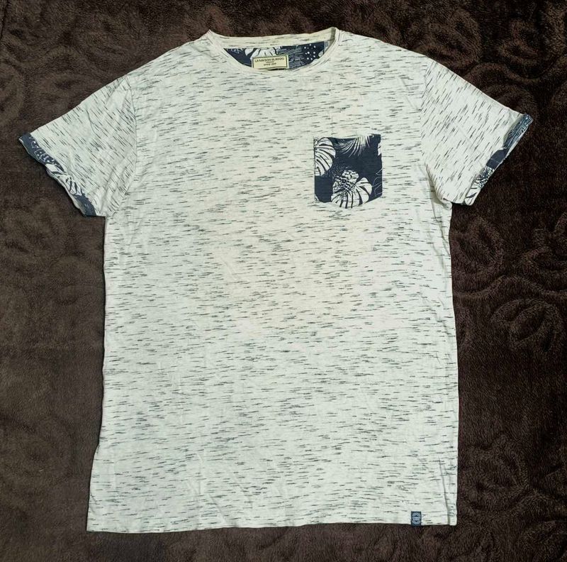 La Maison Blaggio Crew Neck Tshirt L Size