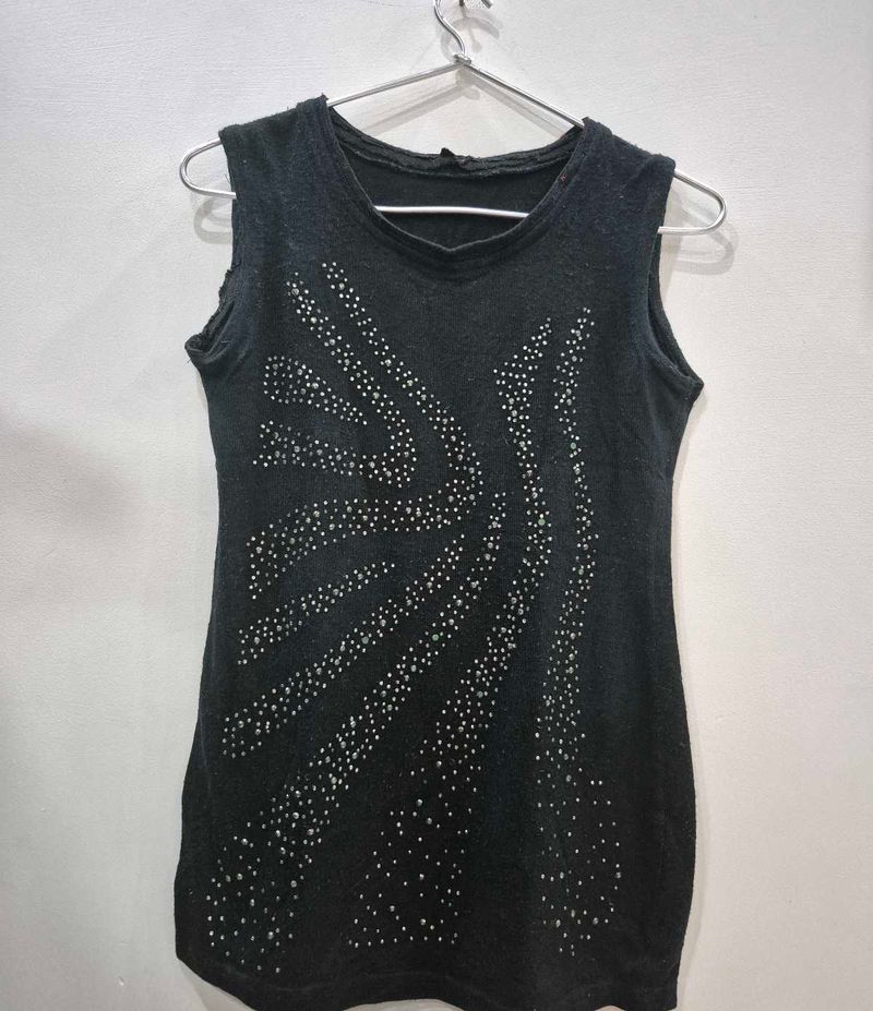 Black woolen vest