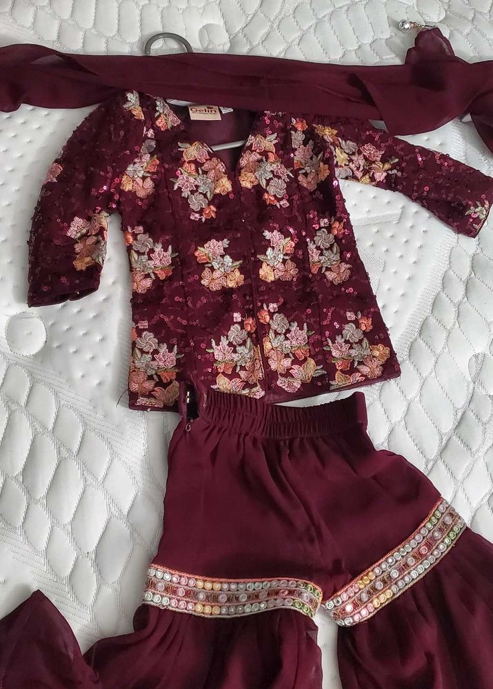 Festive Girls&#39; Ethnic Set SEQUENCE