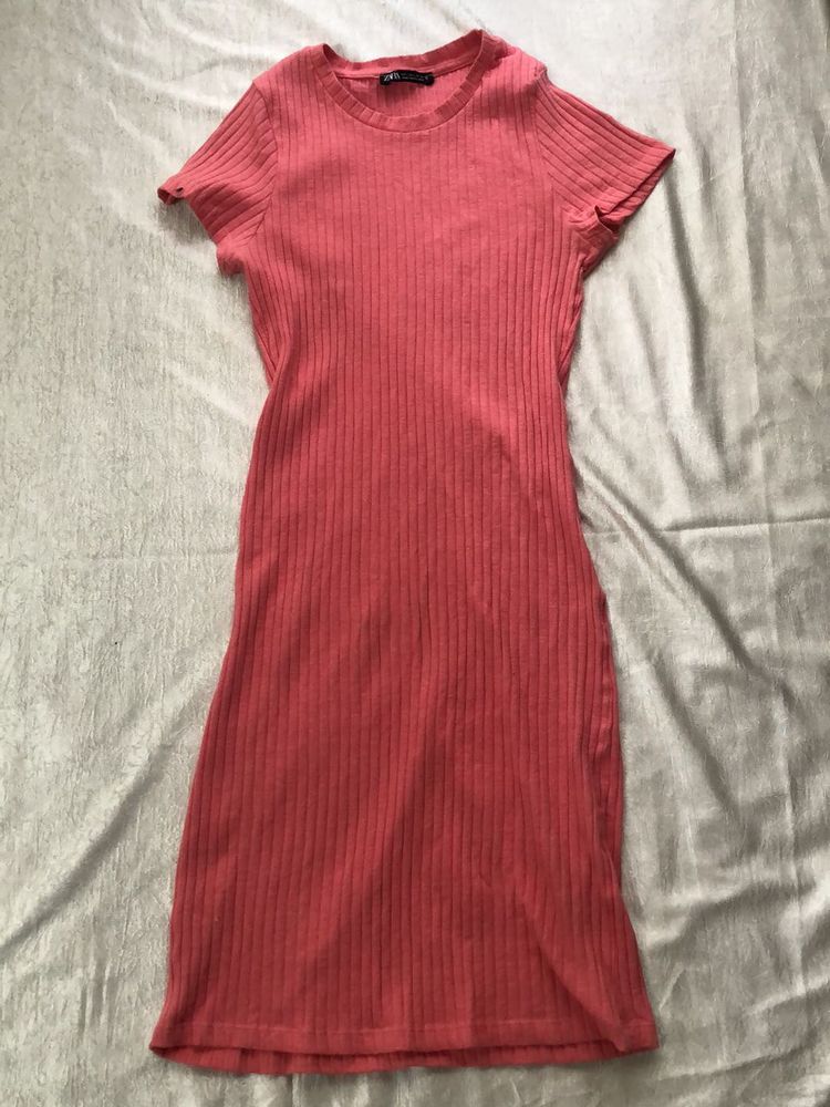 Zara Pink Ribbed Midi Dress