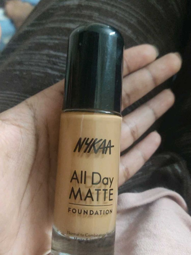 Nykaa all day matte foundation