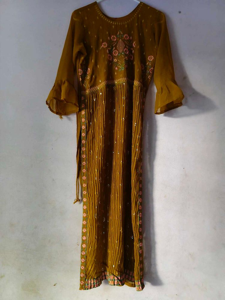 Kurta Sets &amp; Suits